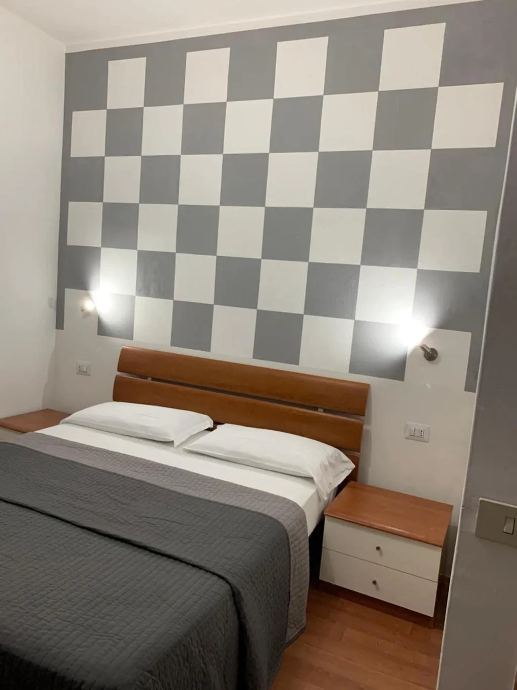 Room, Hi Termini, Naples