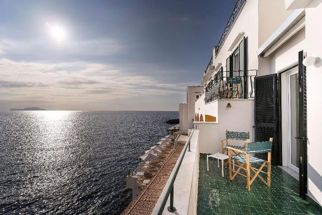 Room, Miramare Sea Resort and Spa, Naples