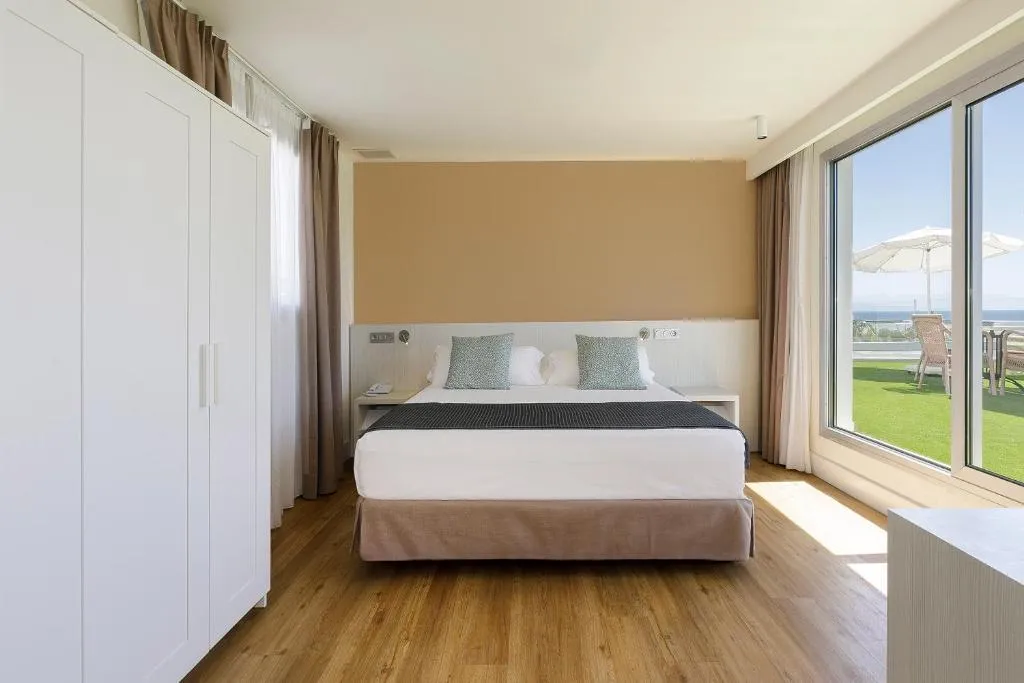 SUITE SEA VIEW Room, Sol Torremolinos Don Pedro, Costa Del Sol