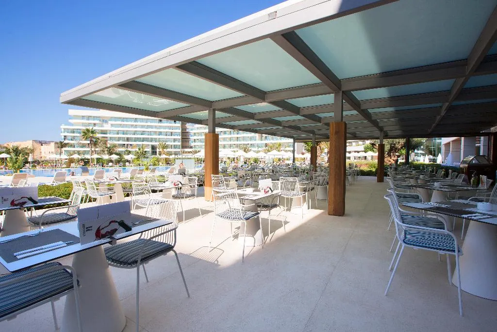 Terrace, Hipotels Playa de Palma Palace, Majorca