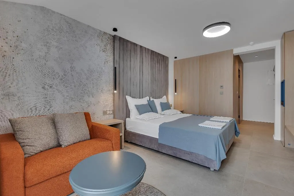 DOUBLE SIDE SEA VIEW Room, Laurentum, Split