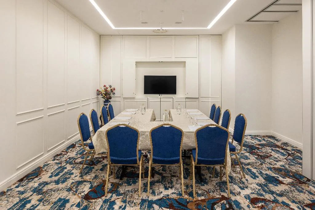 Conferences, The Emerald House Lisbon, Curio Collection by Hilt, Lisbon