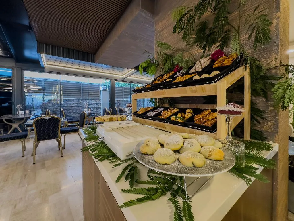 Restaurant, Quality Gold Suit, Antalya