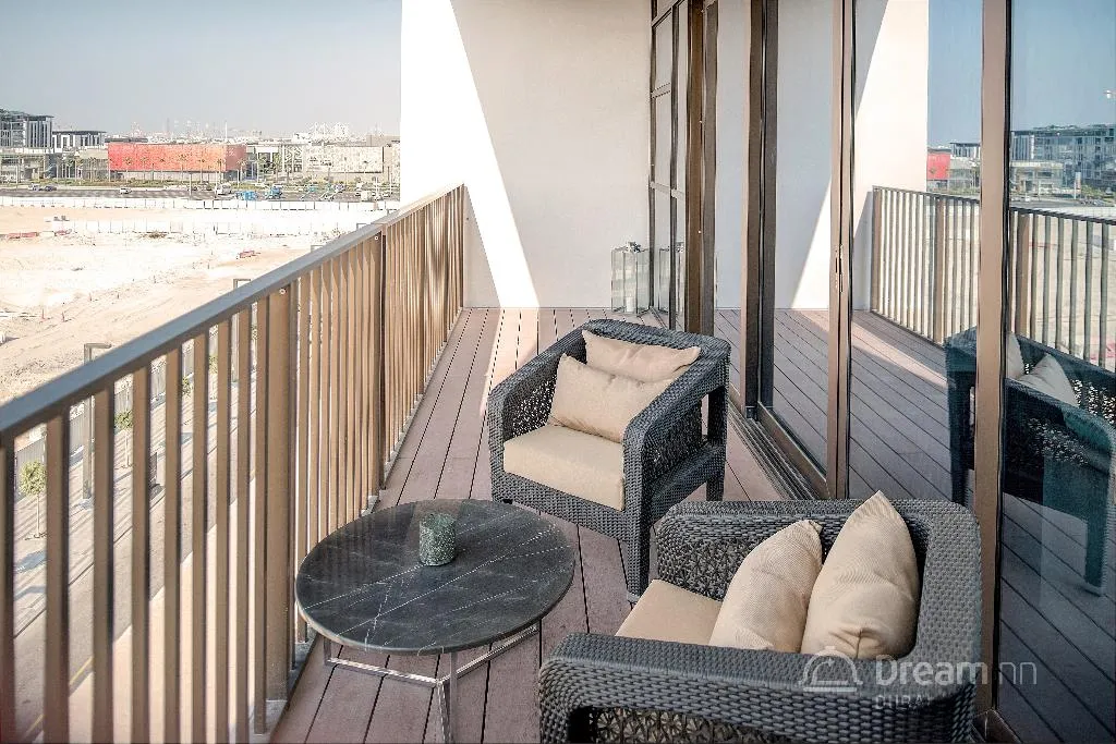 Terrace, Dream Inn Dubai Apartments - City Walk, Dubai