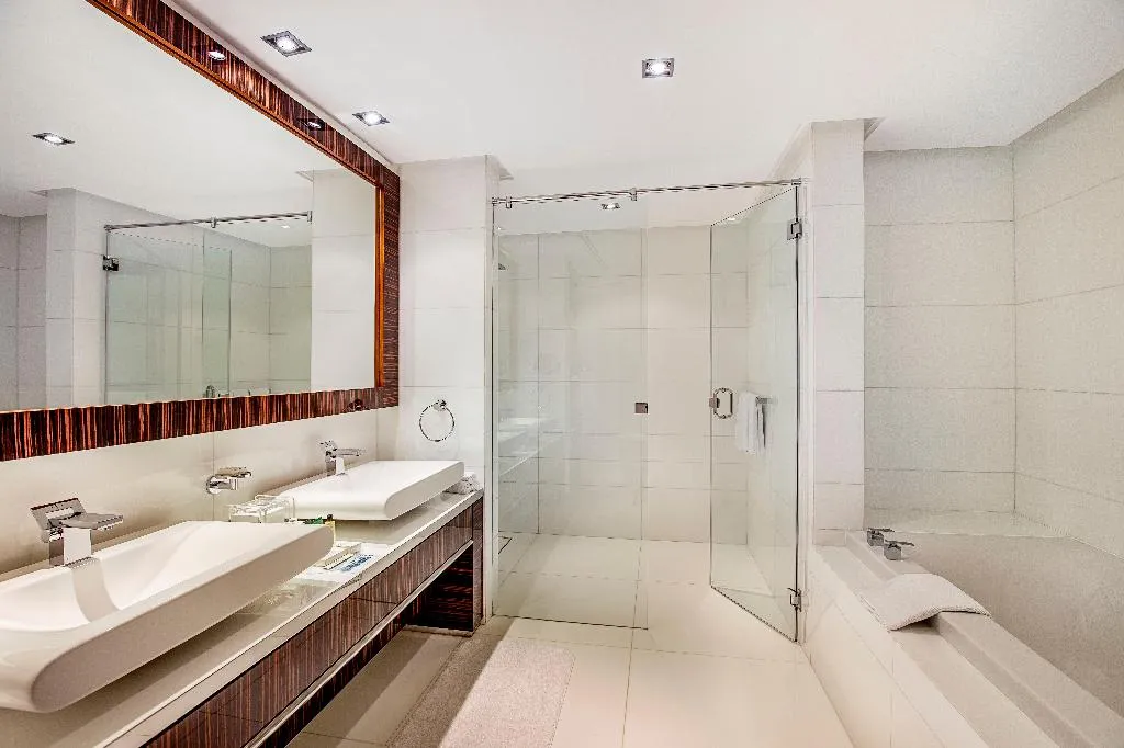 SUITE FOUR BEDROOMS Room, Hilton Dubai The Walk, Dubai