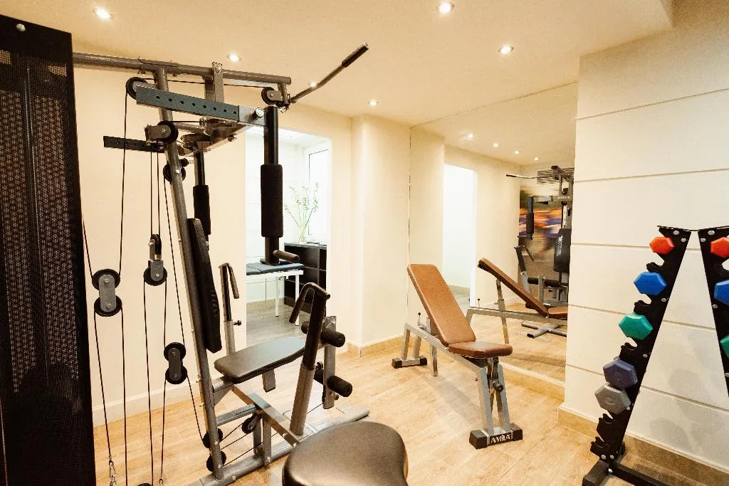 Sports and Entertainment, Best Western Plus Embassy Hotel, Athens