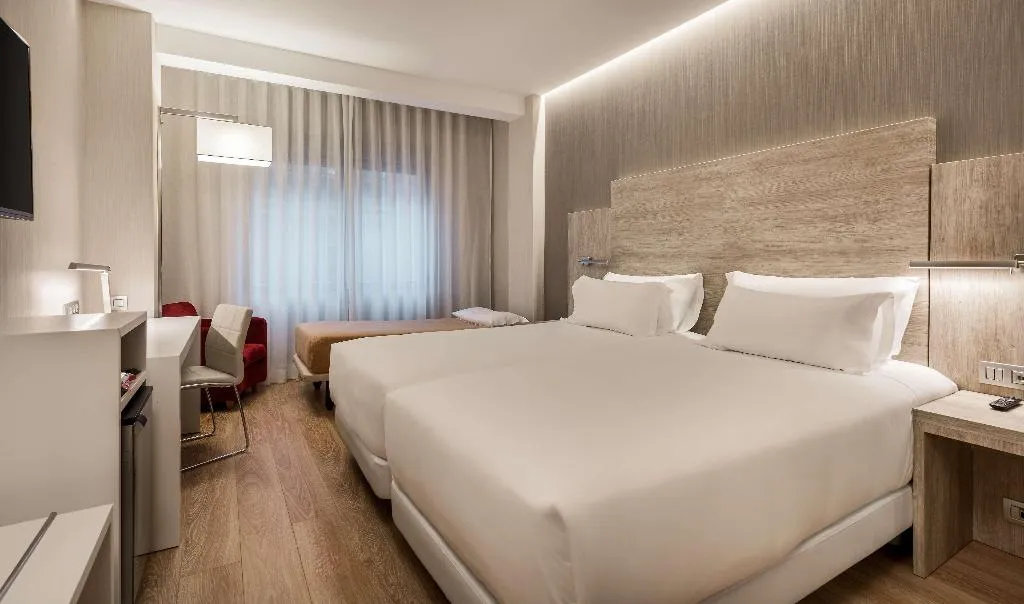 Room, NH Madrid Chamberí, Madrid