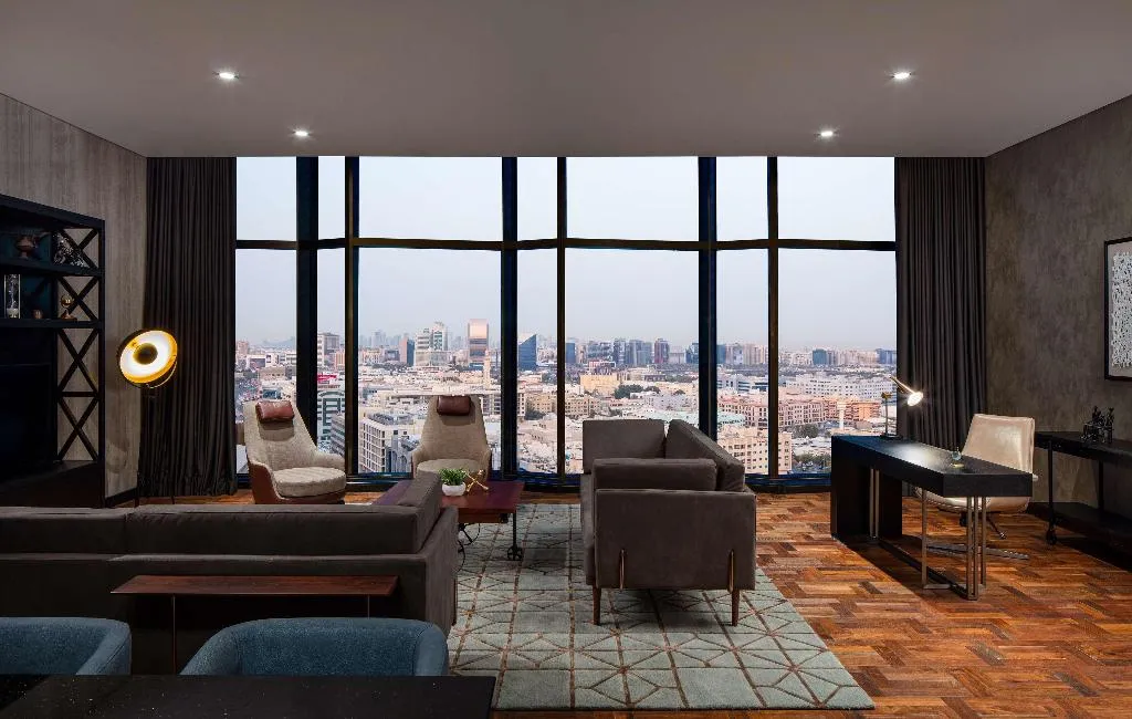 SUITE Presidential Room, DoubleTree by Hilton Dubai M Square, Dubai