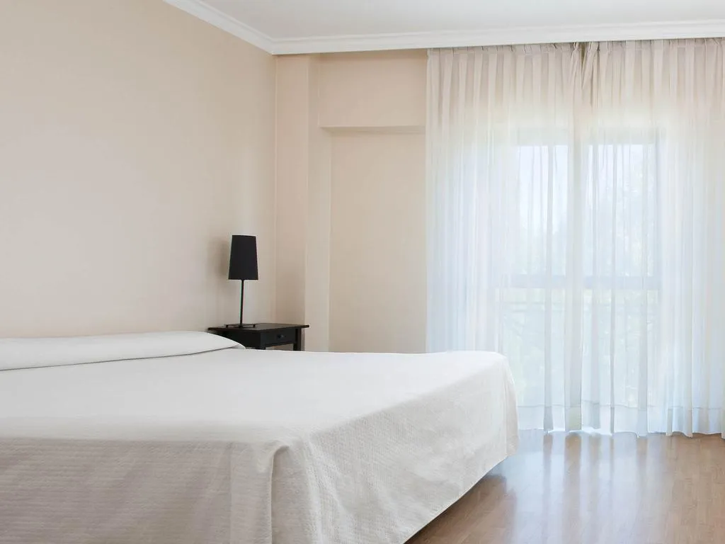 General view, TH La Florida, Madrid