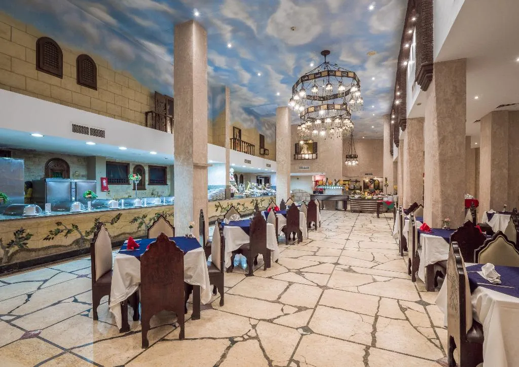 Restaurant, Sunny Days El Palacio Resort & Spa, Red Sea Riviera