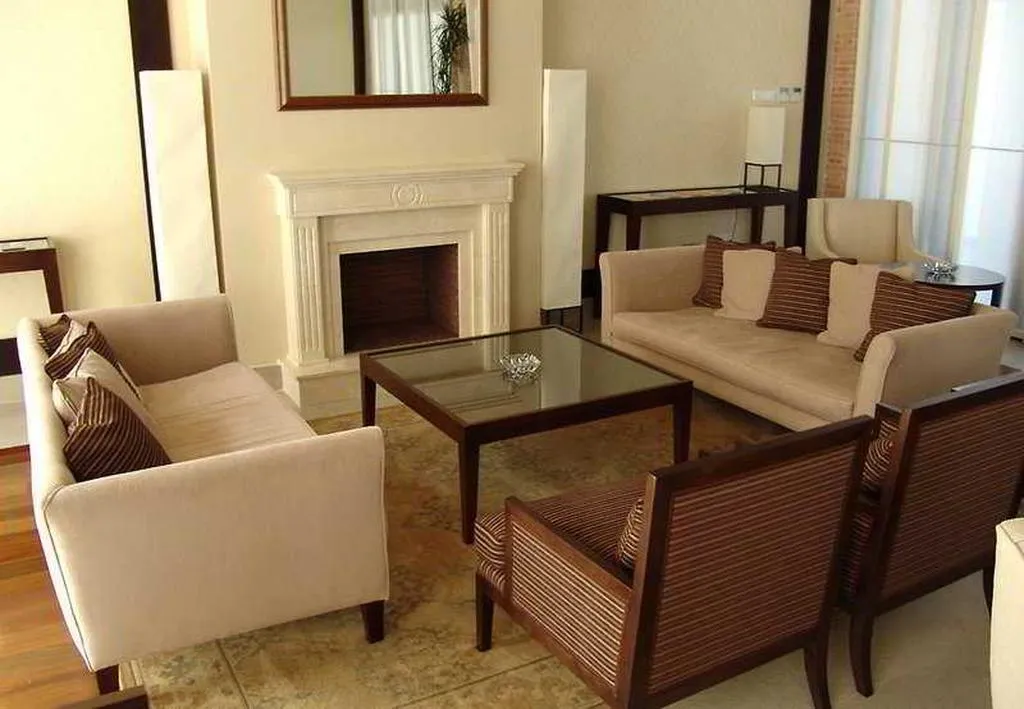 Lobby, Intelier Airén, Madrid
