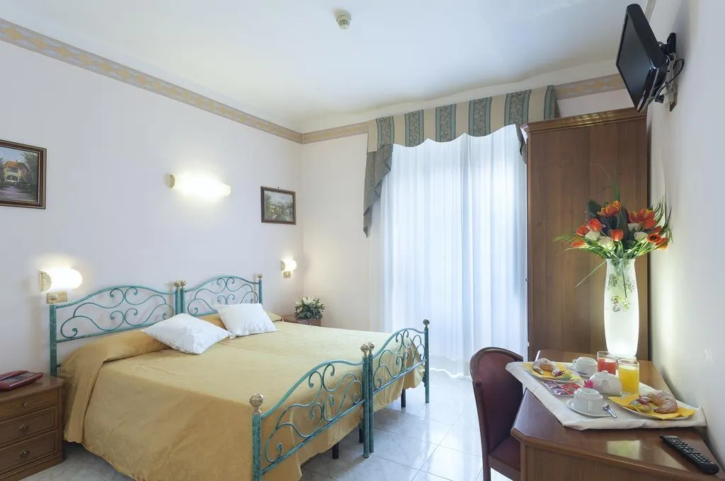 DOUBLE STANDARD Room, Oriente, Rome