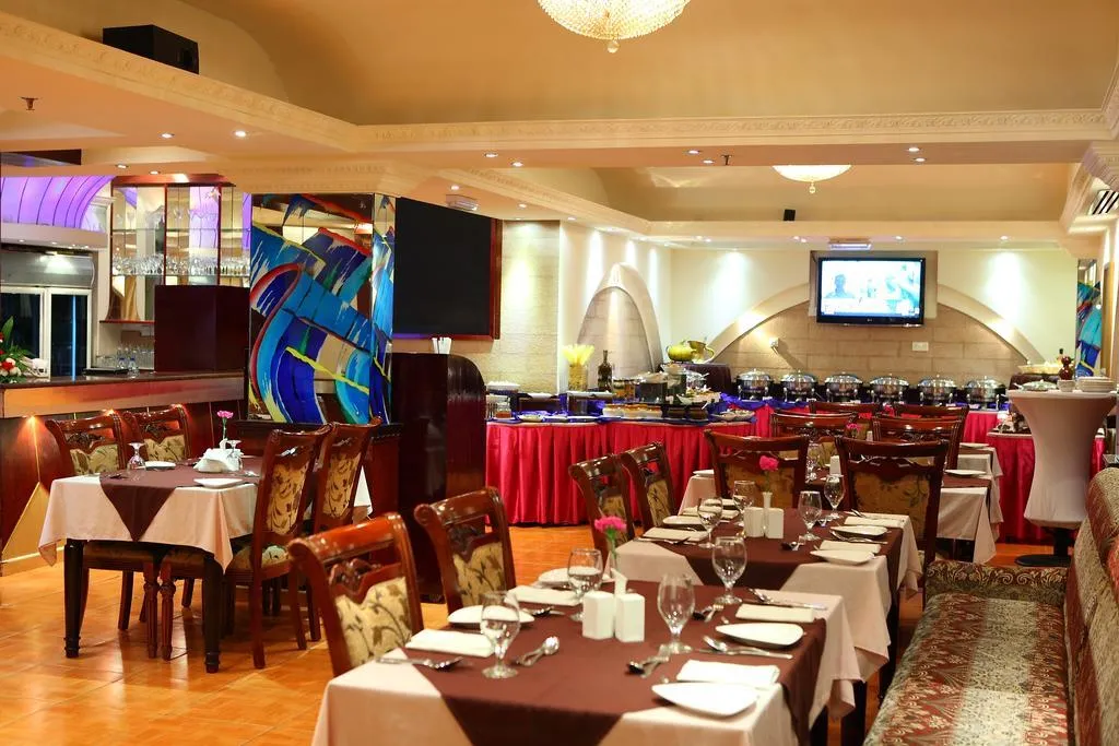 Restaurant, Fortune Karama Hotel, Dubai
