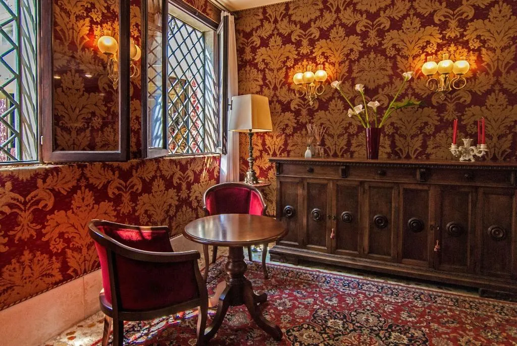 Lobby, Bel Sito e Berlino, Venice