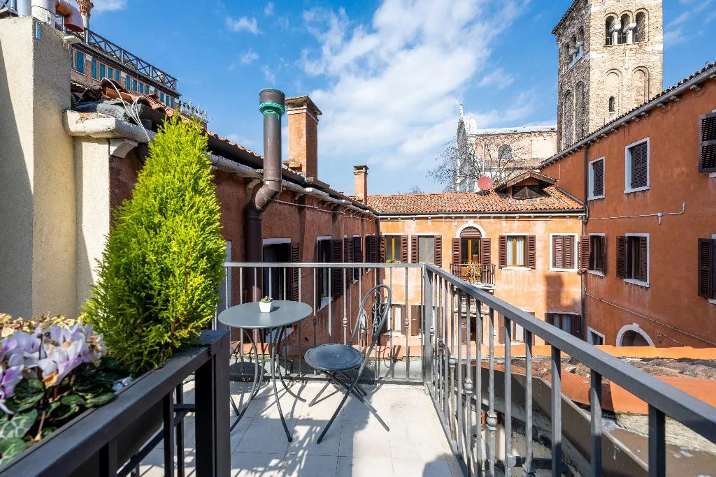 General view, Paganelli, Venice