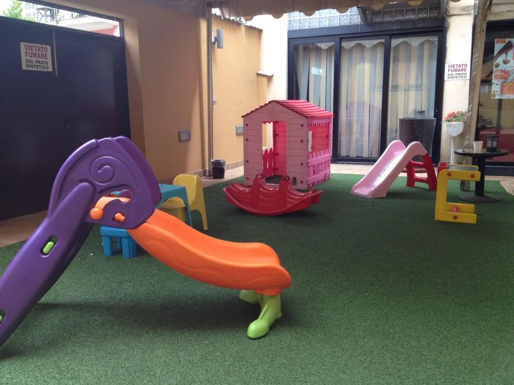 Sports and Entertainment, Il Castelletto, Milan