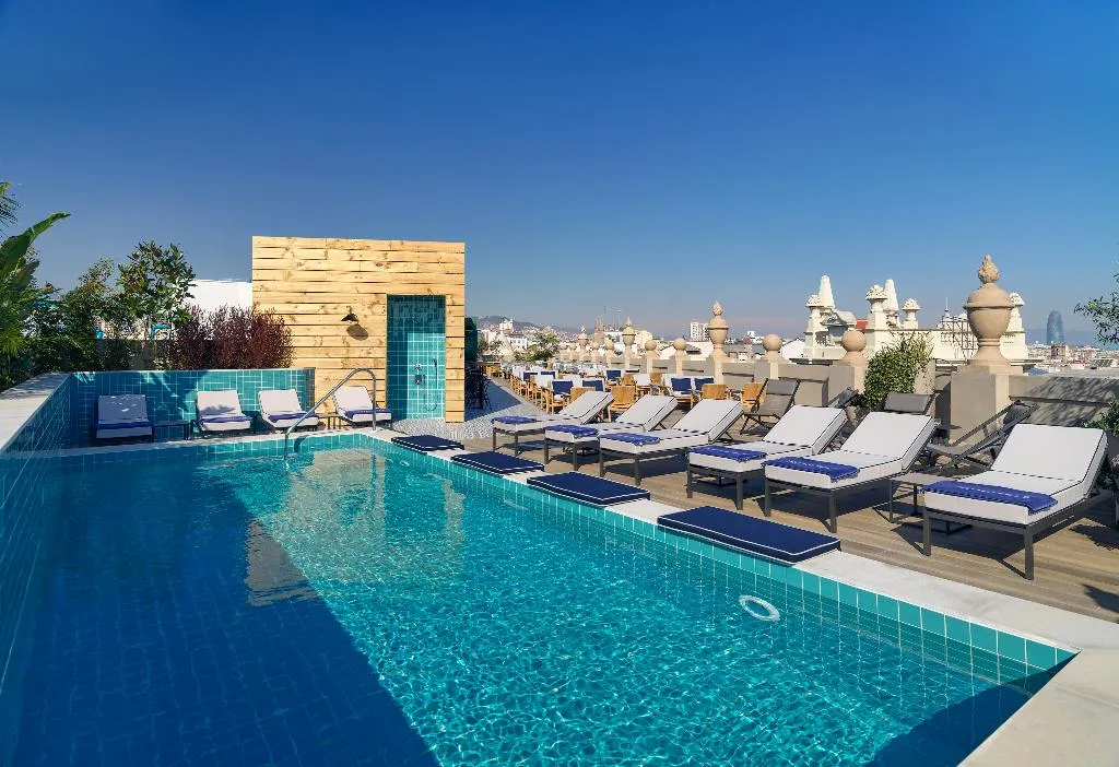 Pool, H10 Madison, Barcelona