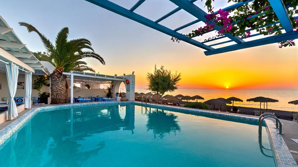 Pool, Sigalas Beach Hotel, Santorini