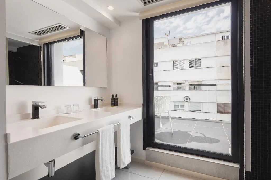SUITE WITH TERRACE Room, Eurostars Puerto de Ibiza, Ibiza