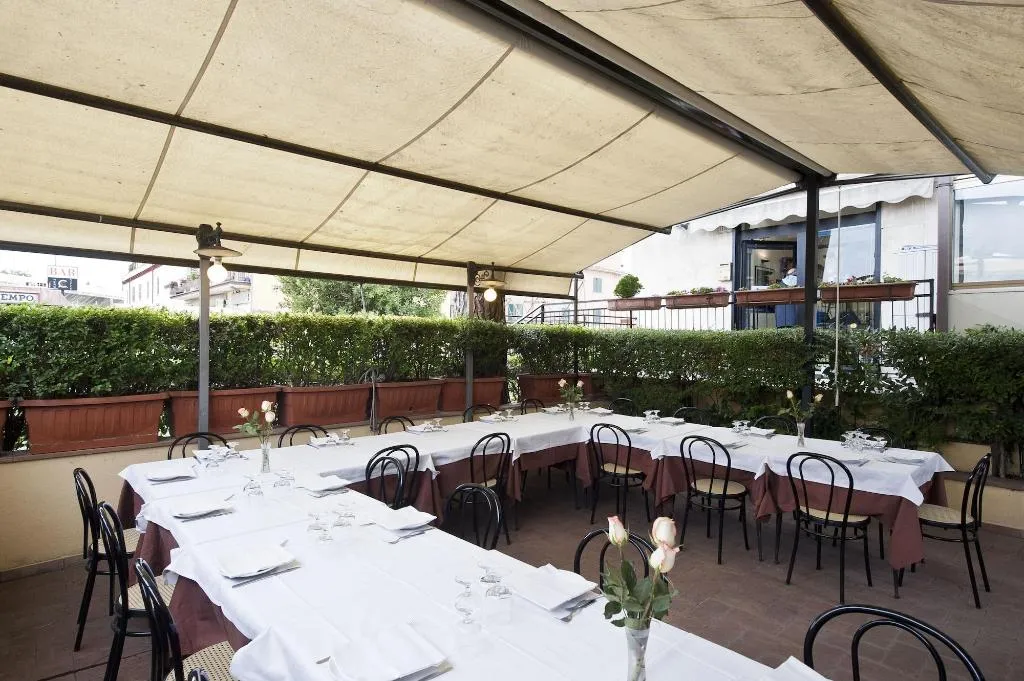 Restaurant, Hotel 4 Pini, Rome