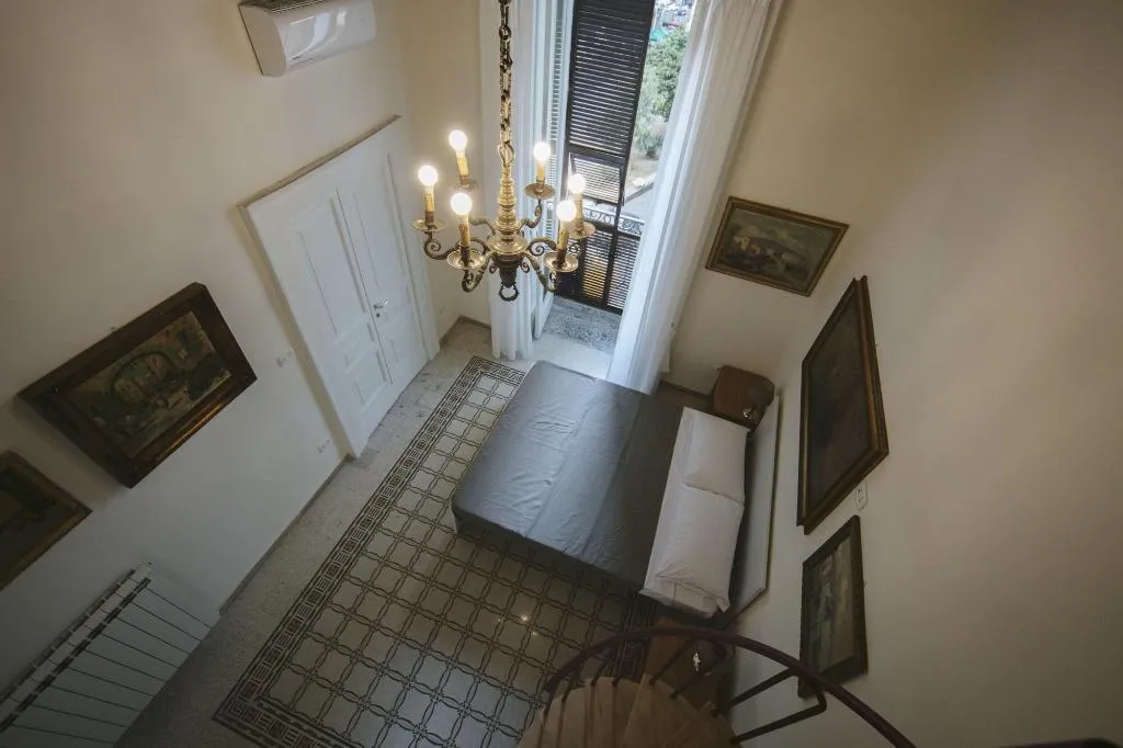 Room, Area Angioina Suites, Naples