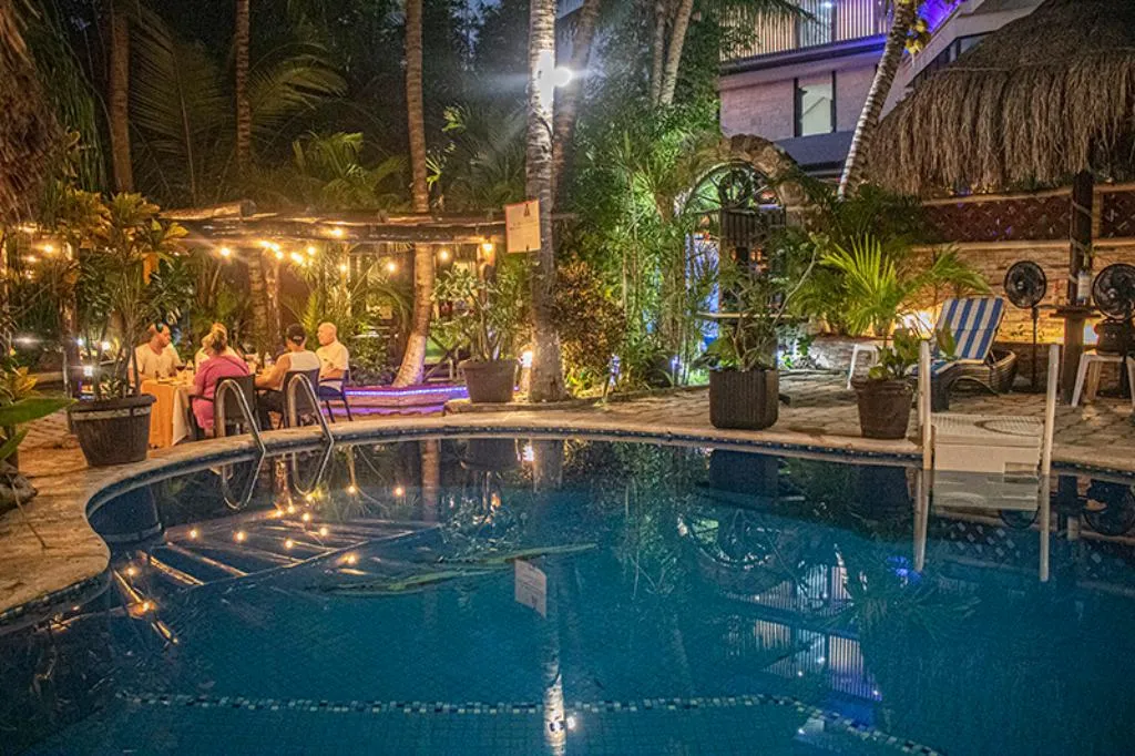 Pool, Cocos Cabañas, Cancun Area