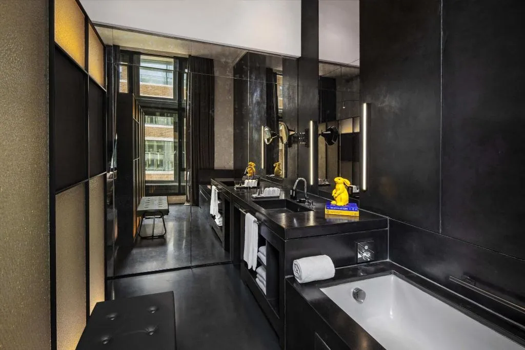 Room, W Amsterdam, Amsterdam