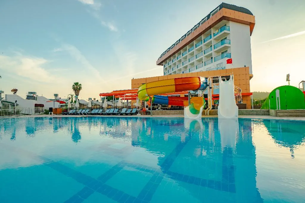 Pool, Throne Beach Resort & SPA, Antalya