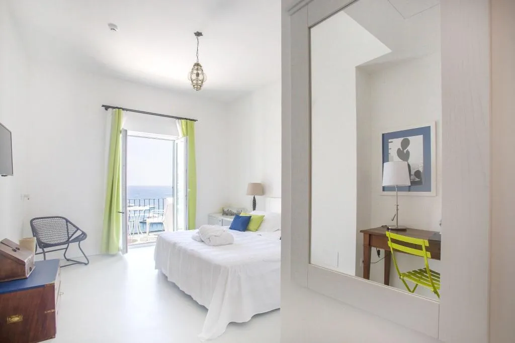 Room, Miramare Sea Resort and Spa, Naples