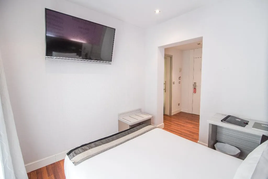 Double or Twin STANDARD Room, Petit Palace Boquería Garden, Barcelona