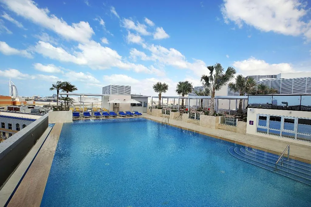Pool, Grand Cosmopolitan Hotel Dubai, Dubai