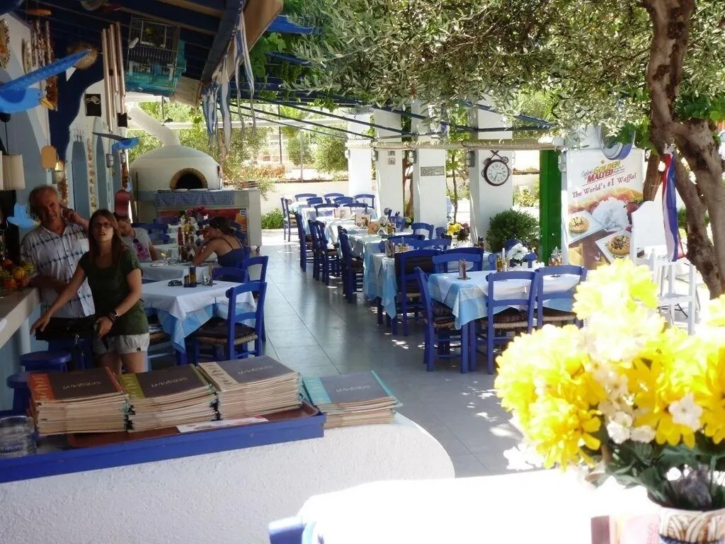 Restaurant, Sergiani Apartments, Crete