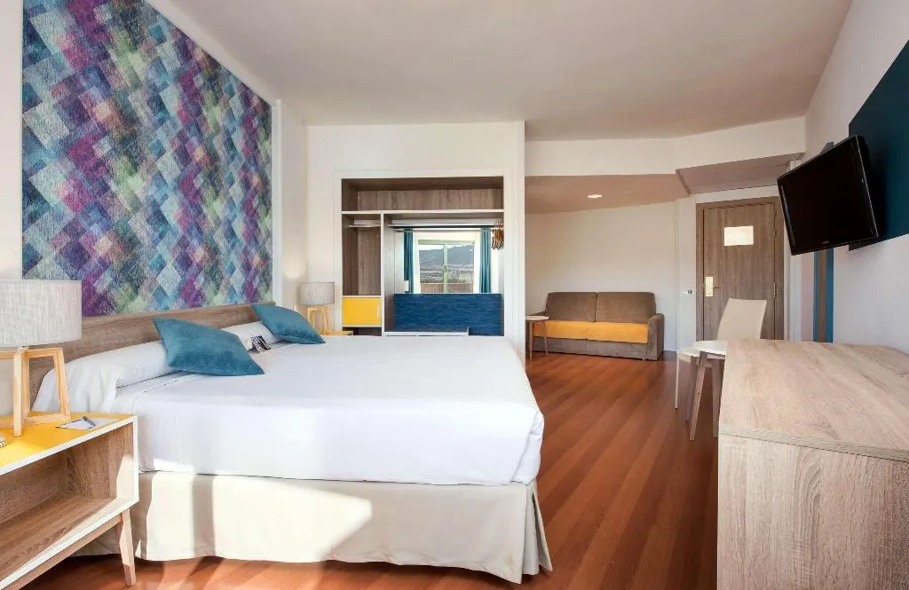 DOUBLE PREMIUM Room, Guadalajara Conference Center Affiliated By Melia, Madrid