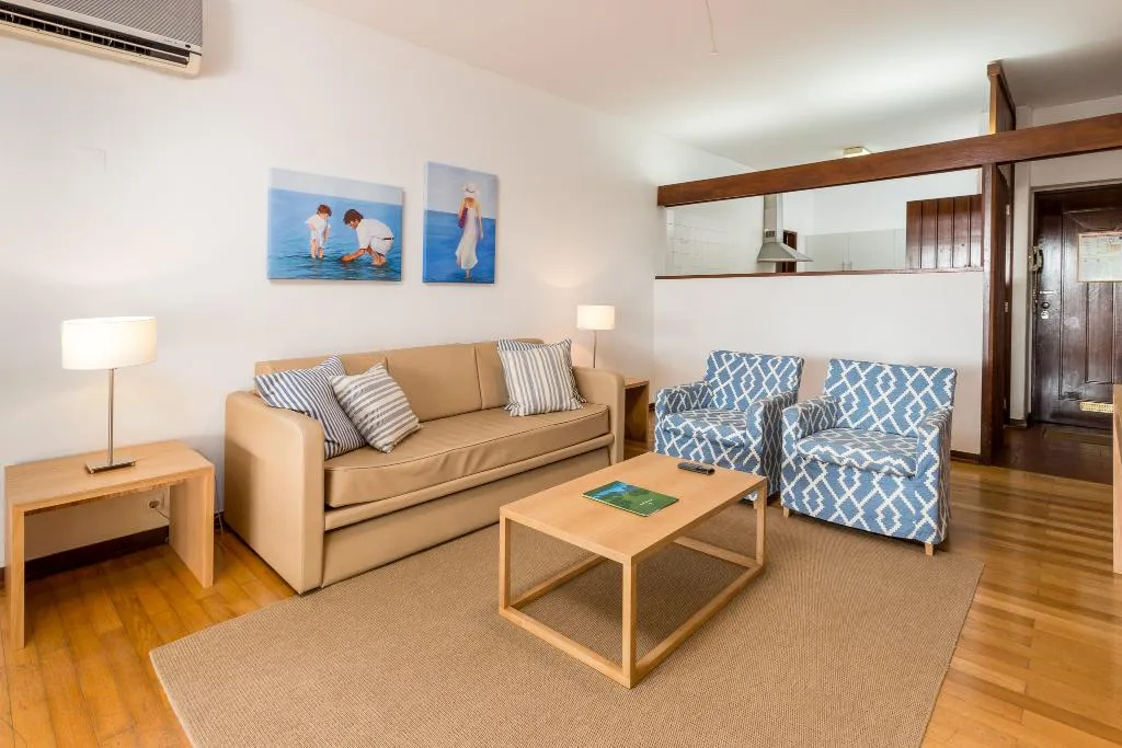 APARTMENT THREE BEDROOMS Room, Pinhal Da Marina, Algarve