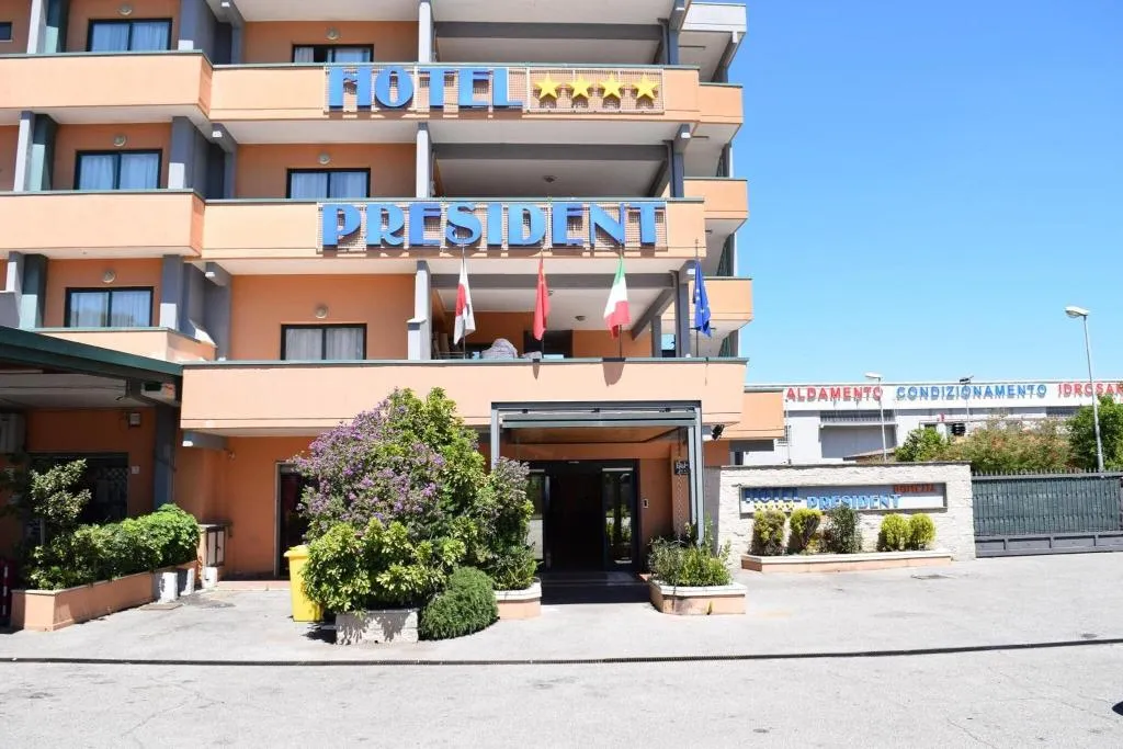 General view, President, Rome