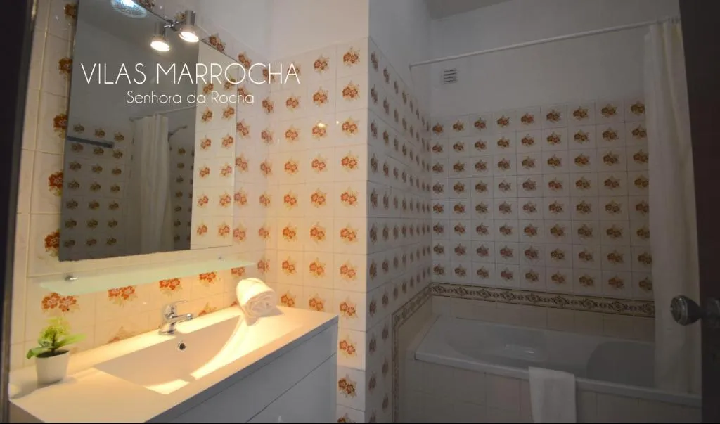 APARTMENT TWO BEDROOMS Room, Vila Senhora da Rocha, Algarve
