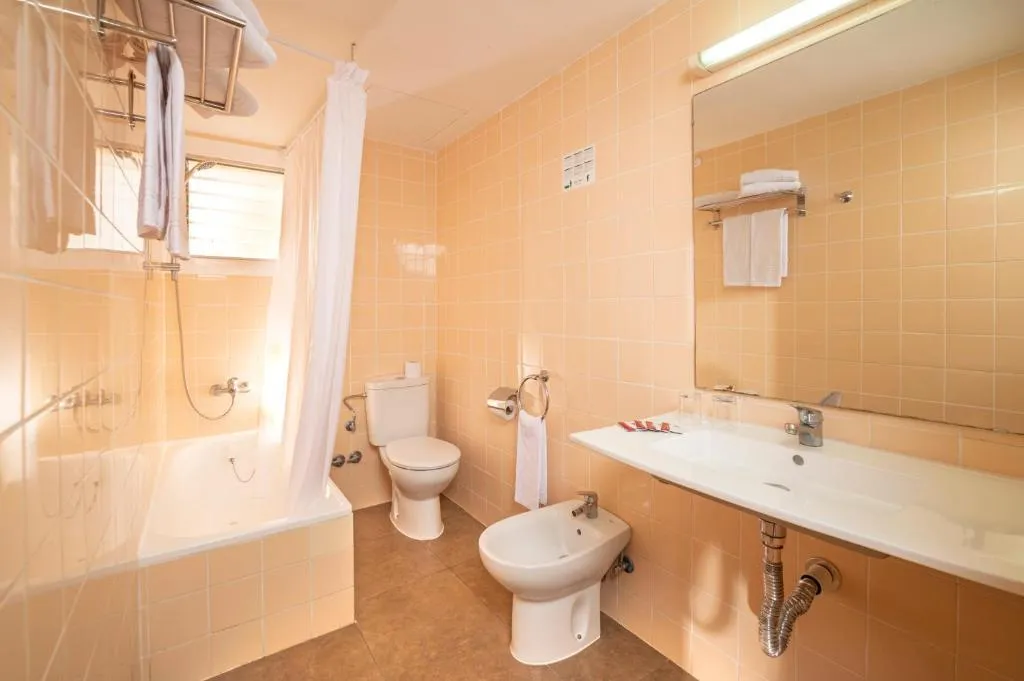 SINGLE STANDARD Room, The BandB by Guitart Hotels, Costa Brava