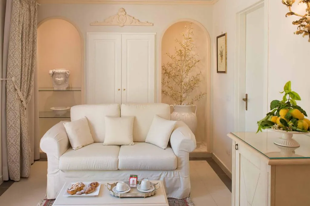JUNIOR SUITE CAPACITY 1 Room, Castello Di San Marco Charming Hotel & Spa, Taormina