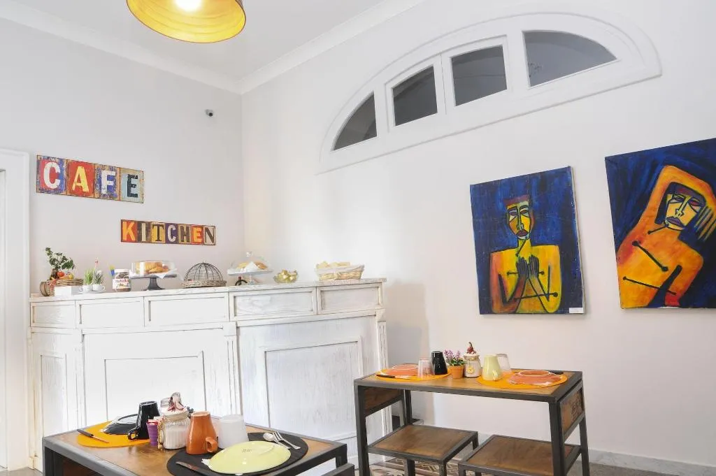Room, B&B Napul'art, Naples