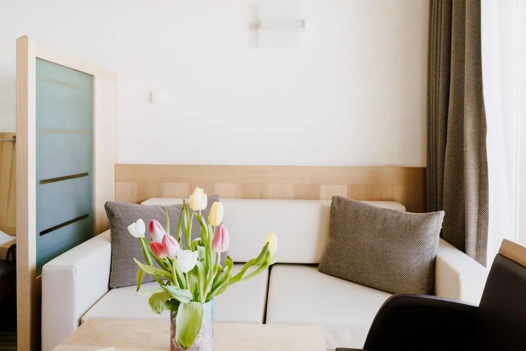 Room, Lac Salin Spa & Mountain Resort, Milan