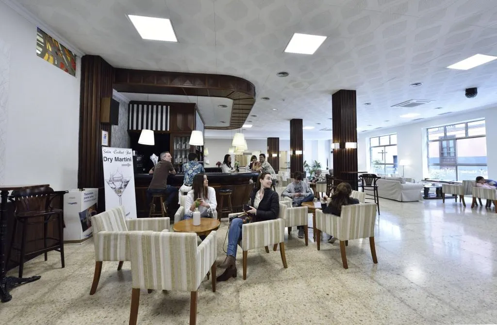 Bar, Marte, Tenerife