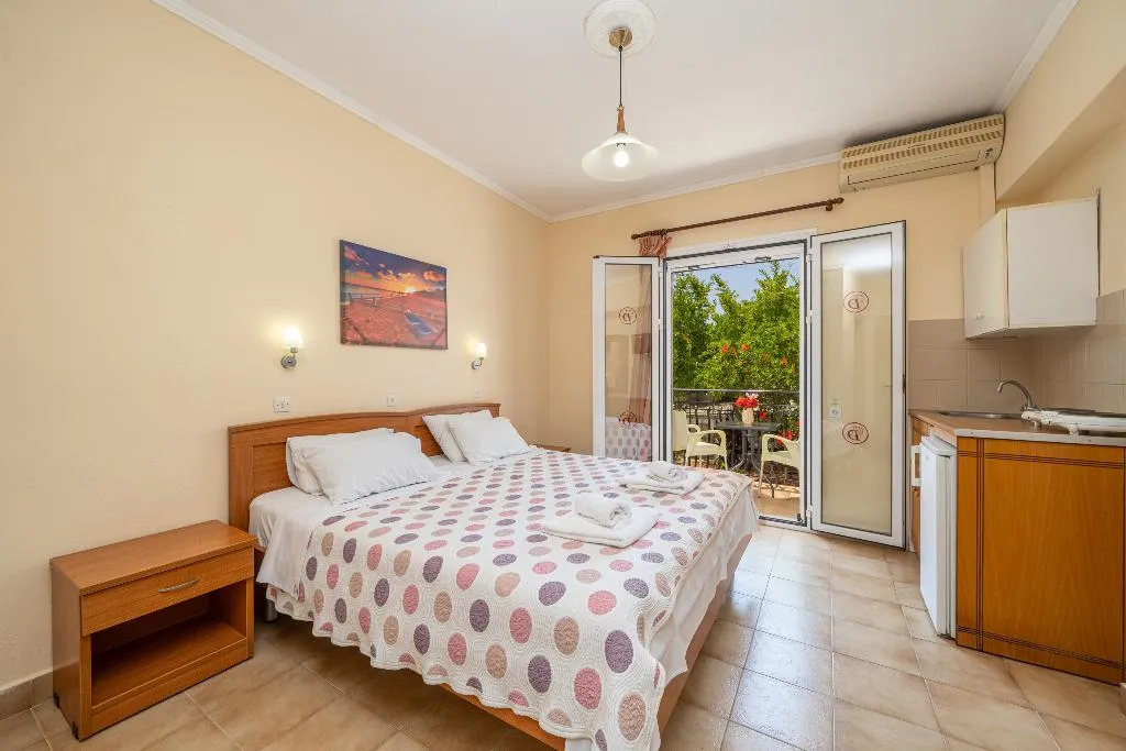 STUDIO CAPACITY 2 Room, Dionysios Studios & Apartments, Kefallinia