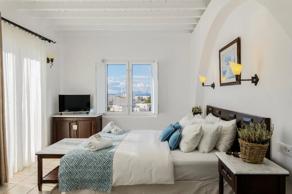 Double or Twin SIDE SEA VIEW Room, Pelican Bay Art, Mykonos