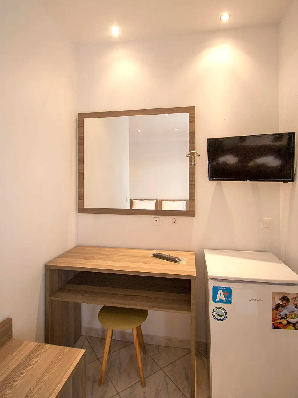 Room CAPACITY 6 Room, Pension Avocado, Skiathos