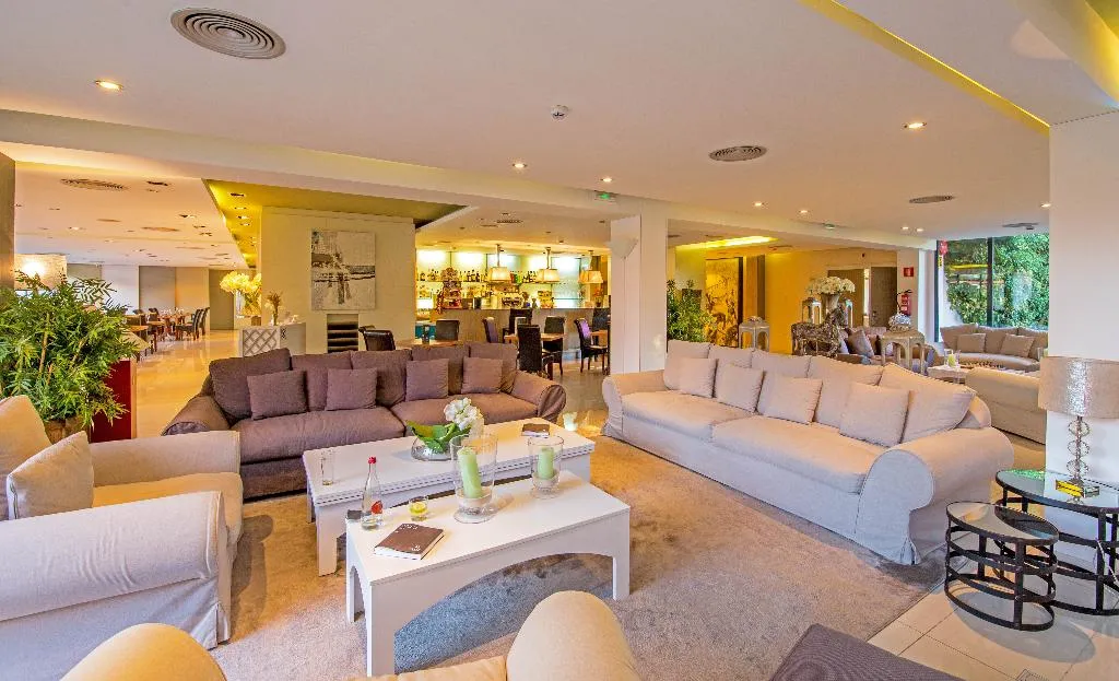 Lobby, Eden Park, Costa Brava