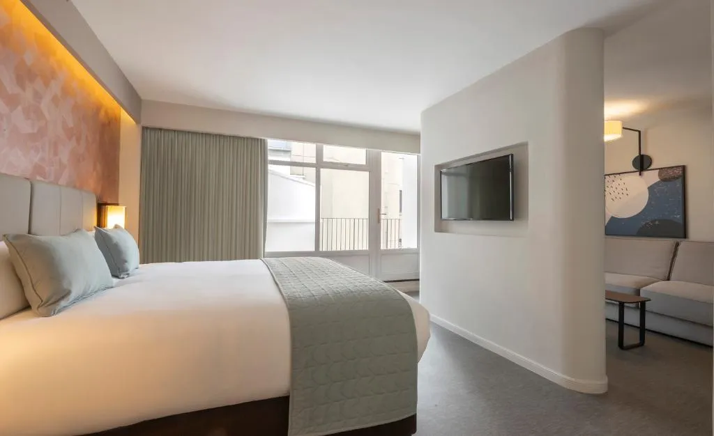 JUNIOR SUITE STANDARD Room, Hotel Riu Plaza The Gresham Dublin, Dublin