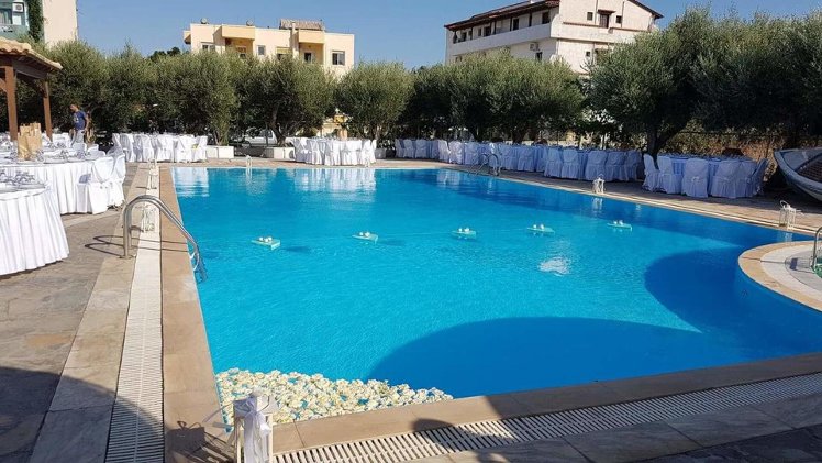Lili, Crete