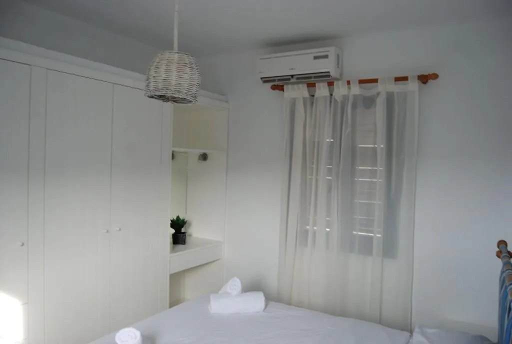 Room, Okirroi Villas and Apts, Crete