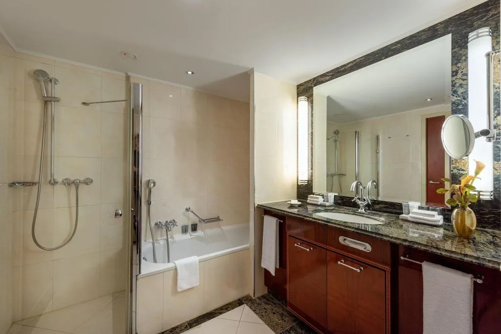 Room, JW Marriott Hotel Berlin, Berlin