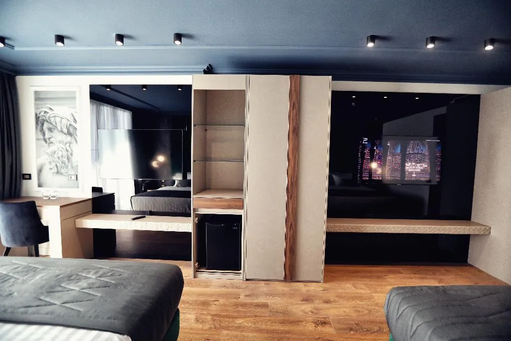 SUITE SEA FRONT Room, Luxury Premium Finese, Durres